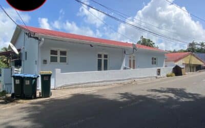 A VENDRE IMMEUBLE À RAPPORT LOCATIF DE 4 F3 – CENTRE MORNE ROUGE – 220 000 €