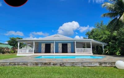 A LOUER VILLA F4 DE 120 M2 PISCINE VUE MER + BUNGALOW DE 25 M2 SCHOELCHER – RAVINE TOUZA – 2 750€