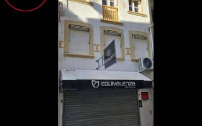 A LOUER – IMMEUBLE D’ENVIRON 120 M² – 1900€