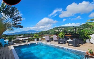 A VENDRE – VILLA CREOLE T5 AVEC VUE MER – PISCINE ET TERRAIN DE PETANQUE – ANSE A L’AN – 590 000 €