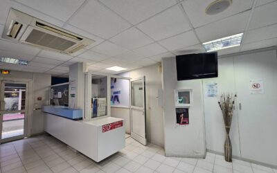 À LOUER – Local commercial 465 m² – Centre-ville FDF